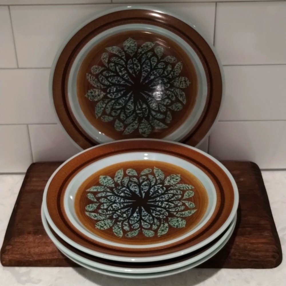 Franciscan Earthenware Nut Tree Plates